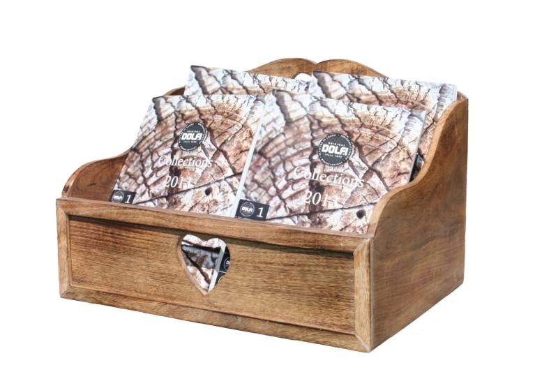 Zeitungsständer aus Nussbaumholz