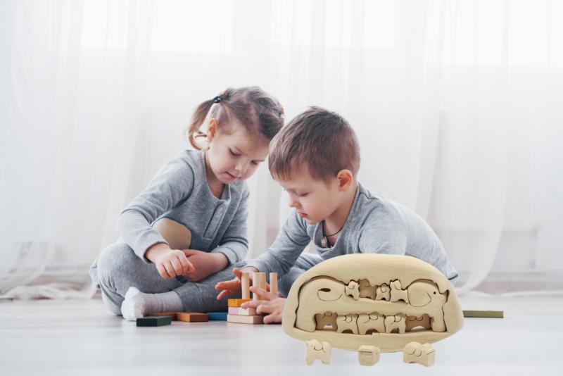Mamma cagnetta con i suoi 9 cuccioli puzzle