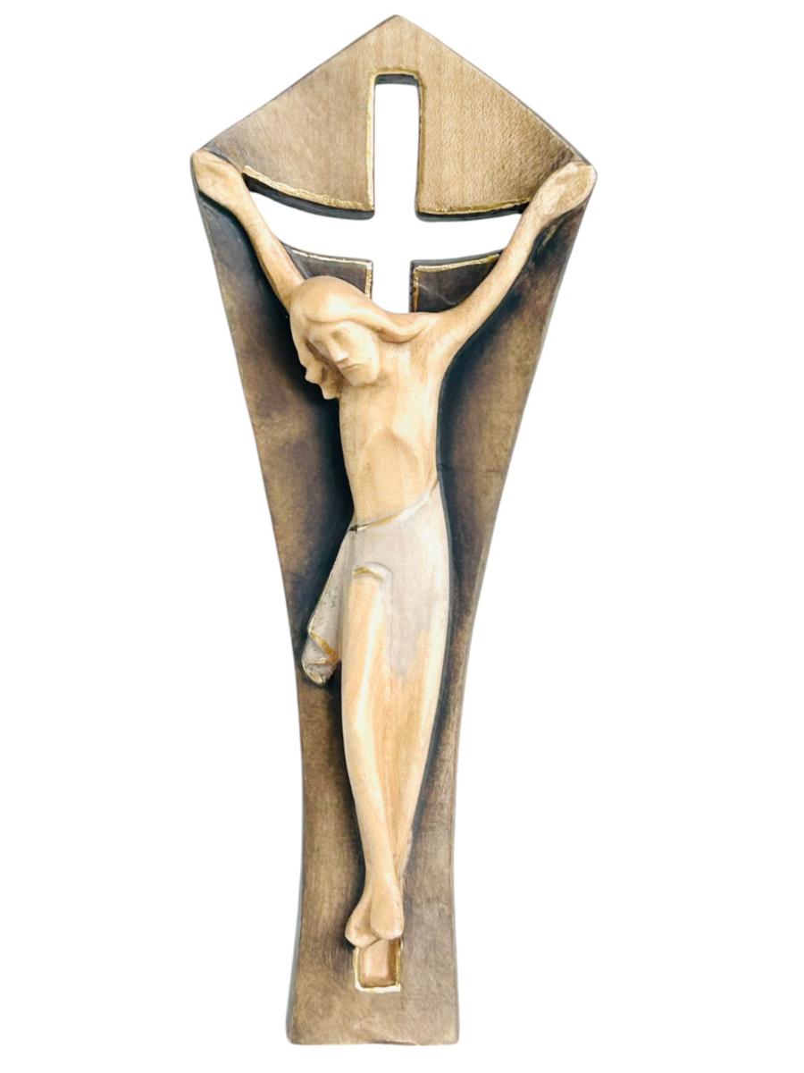 Modernes Kreuz aus Eschenholz