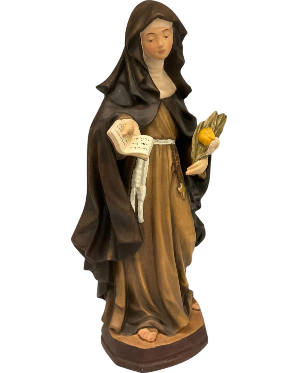 Santa Caterina da Siena scolpita in legno