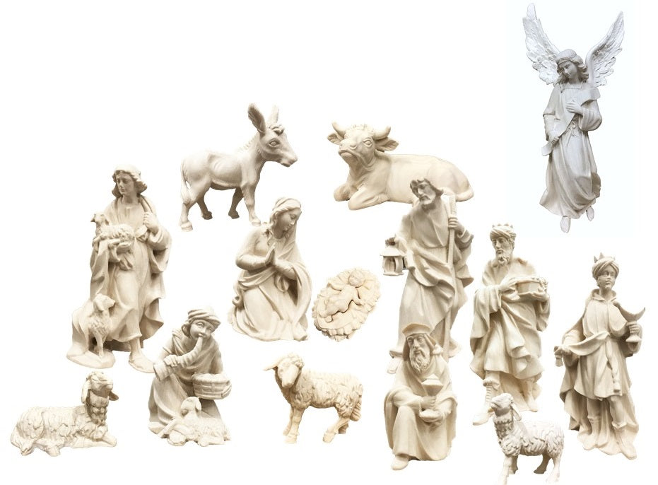 Nativity scene complete with 14 figures - color