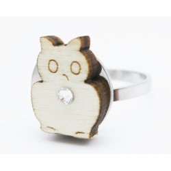 Ring mit Eule aus Holz