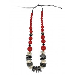 Lightweight wooden necklace with red pearls