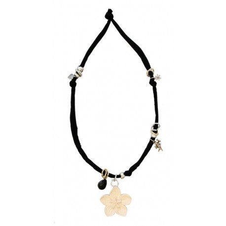 Halskette schwarz mit Holzblume