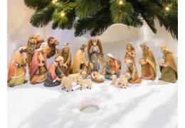 Presepi in Legno Dolfi: La Magia del Natale nelle Tue Mani