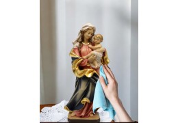 Conserva la Bellezza della Tua Scultura in Legno con Dolfi