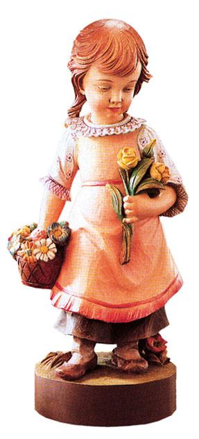 Sculpture en bois Petite fille cueillant des fleurs
