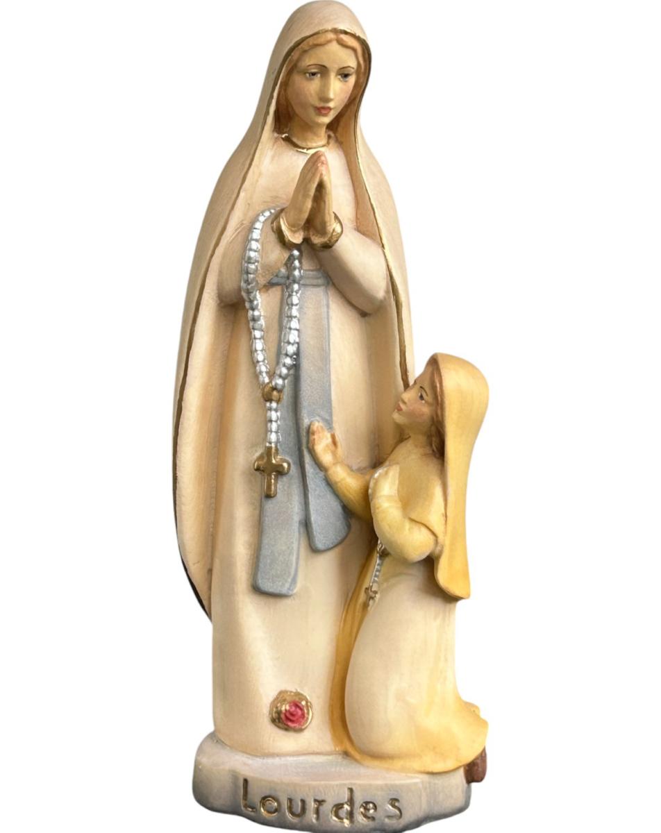 Lourdes Madonna mit Bernadette in Holz - mit Ölfarben lasiert