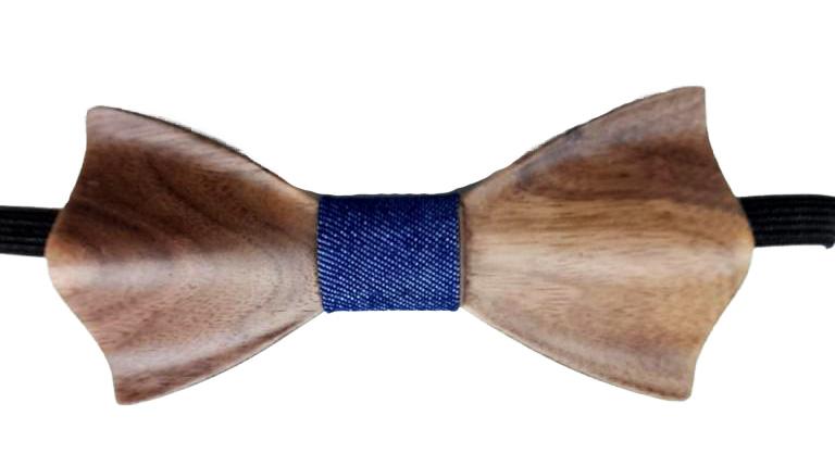 Papillon en bois bleu noyer