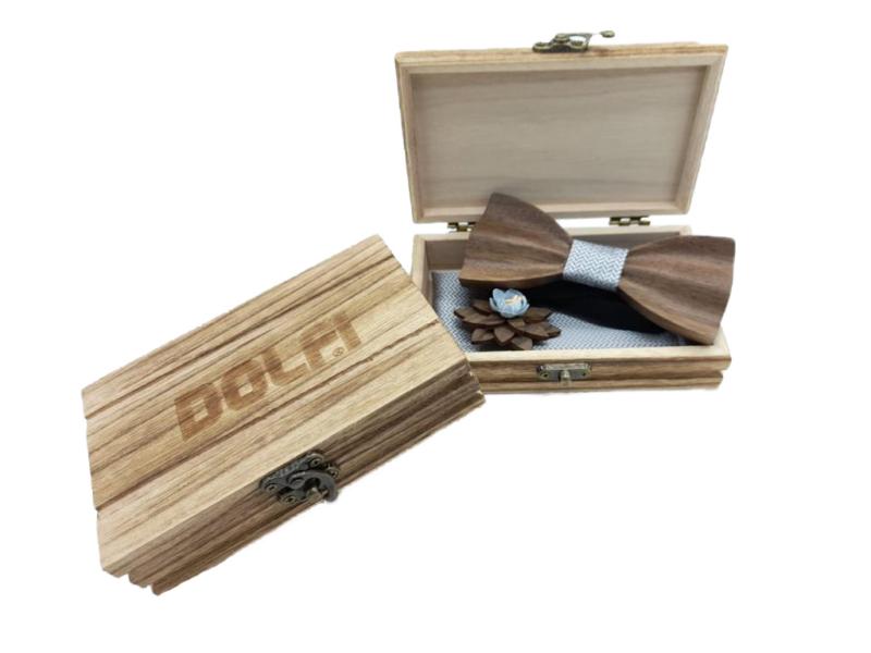 Set noeud papillon en bois bleu clair