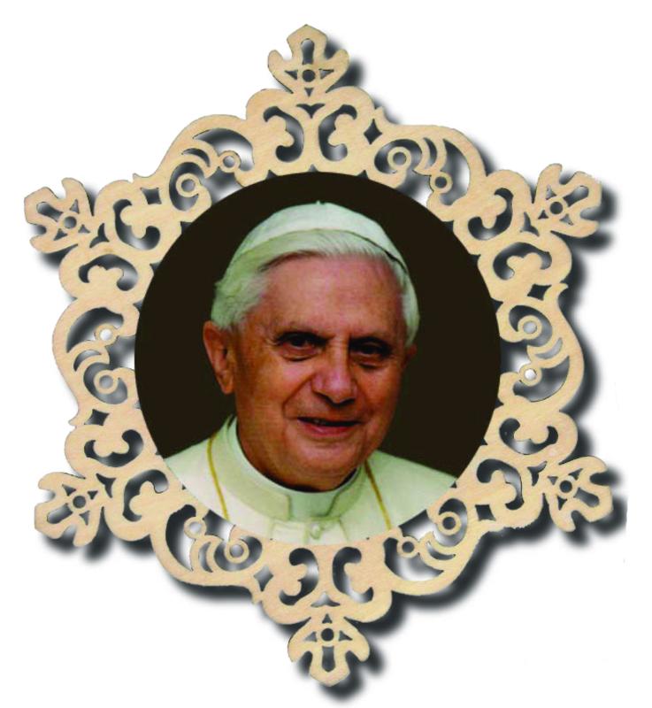 Papst Benedikt XIV aus Holz Lasercut