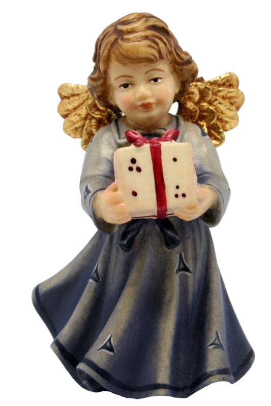 Ange avec cadeau en bois