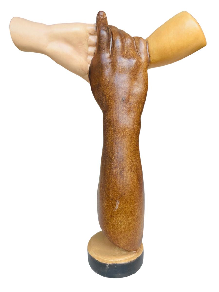 Tau-Friedenskreuz aus Holz - mit Ölfarben lasiert