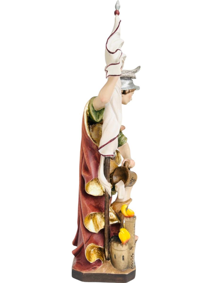 Saint Florian avec drapeau en bois