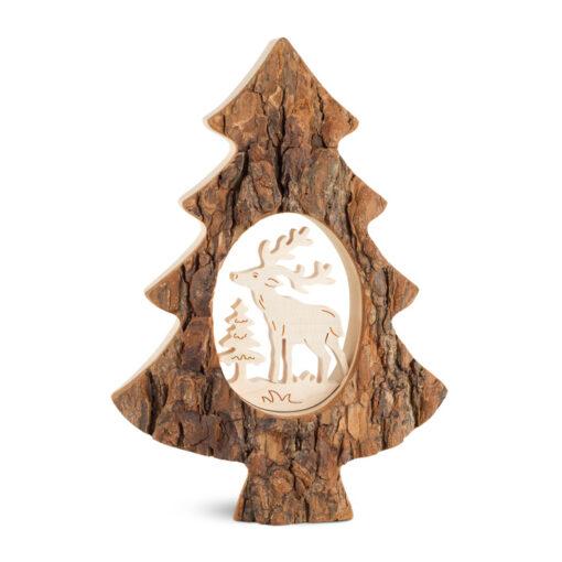 Rindenbaum mit geschnitztem Hirsch