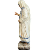 Statue en bois de Mère Teresa de Calcutta