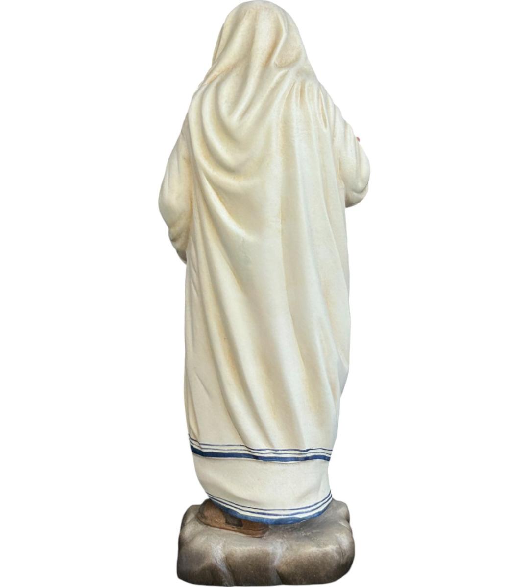 Mutter Teresa von Kalkutta Statue aus Holz - mit Ölfarben lasiert