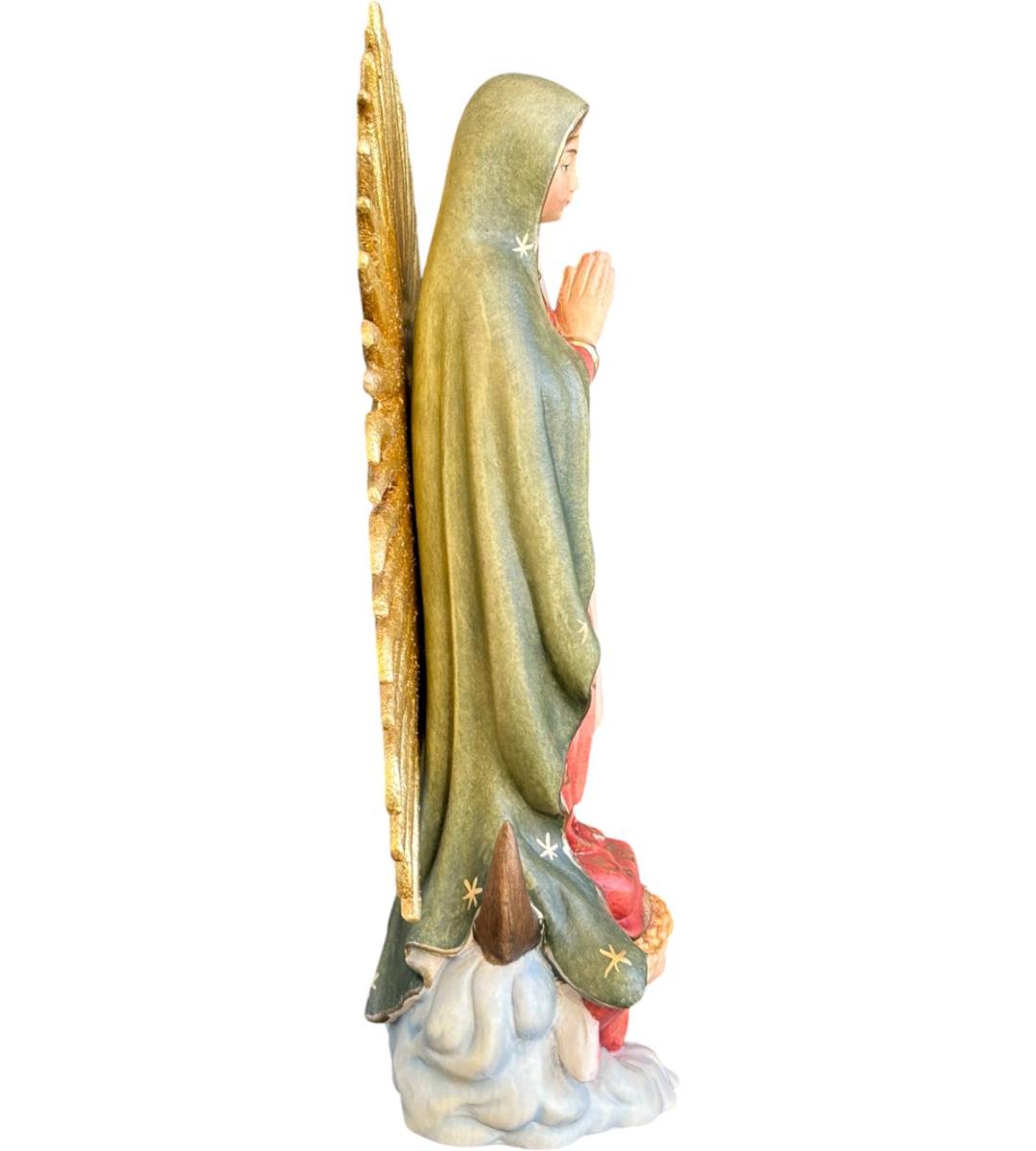 Madonna von Guadalupe aus Holz - mit Ölfarben lasiert