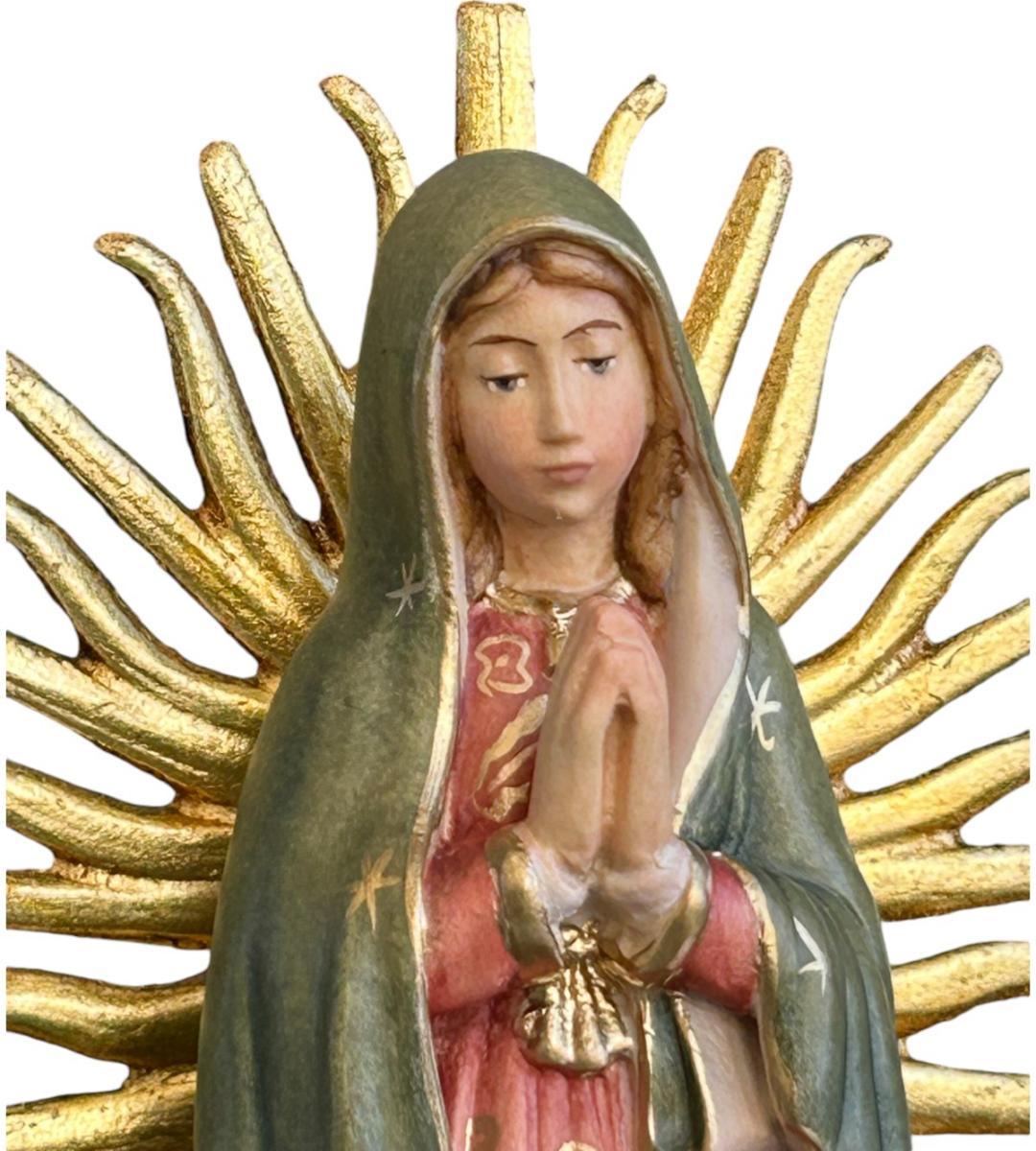 Madonna von Guadalupe aus Holz - mit Ölfarben lasiert