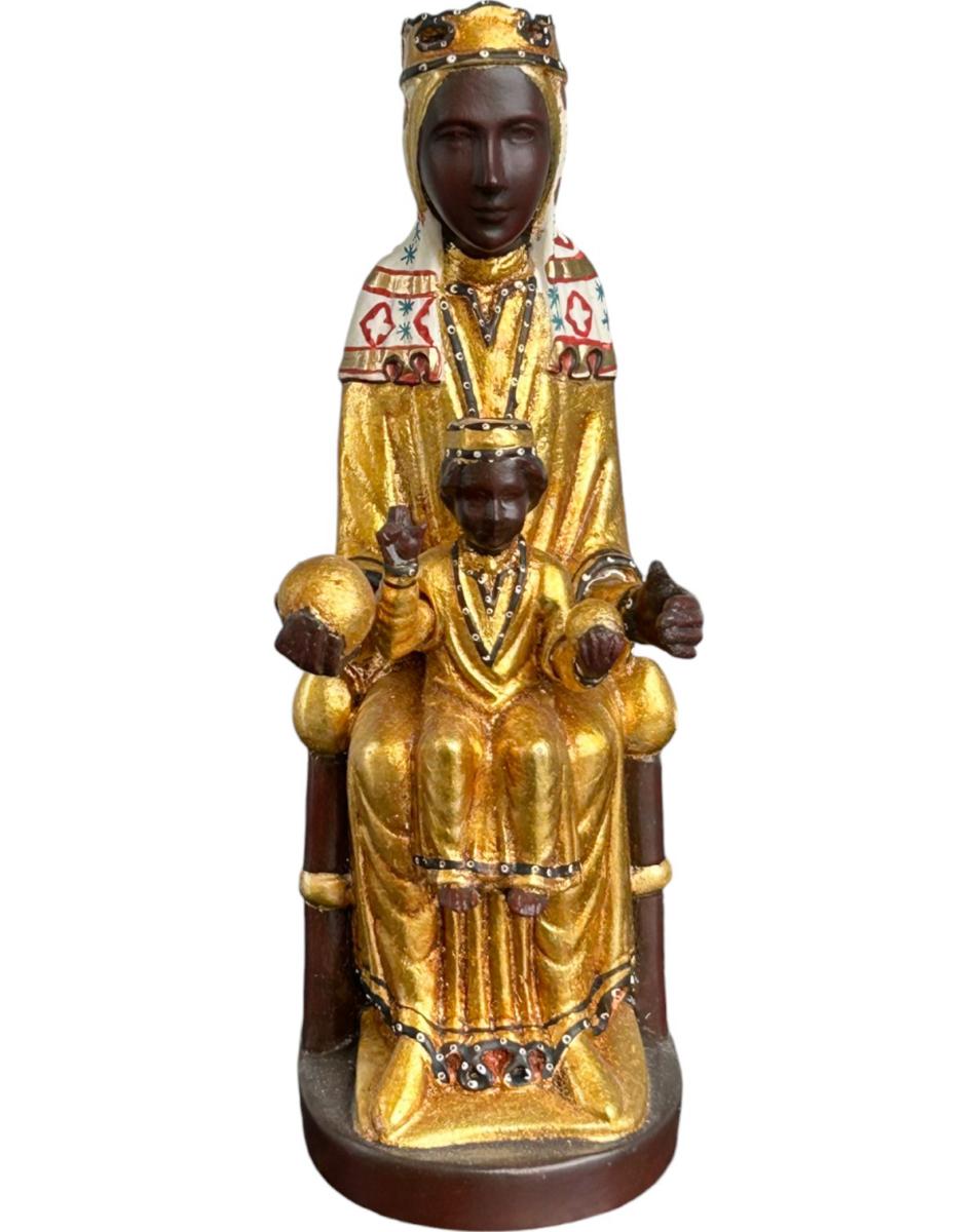 La Vierge Noire de Monserrat en bois