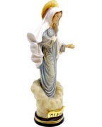 Madonna von Medjugorje Holz Statue - mit Ölfarben lasiert