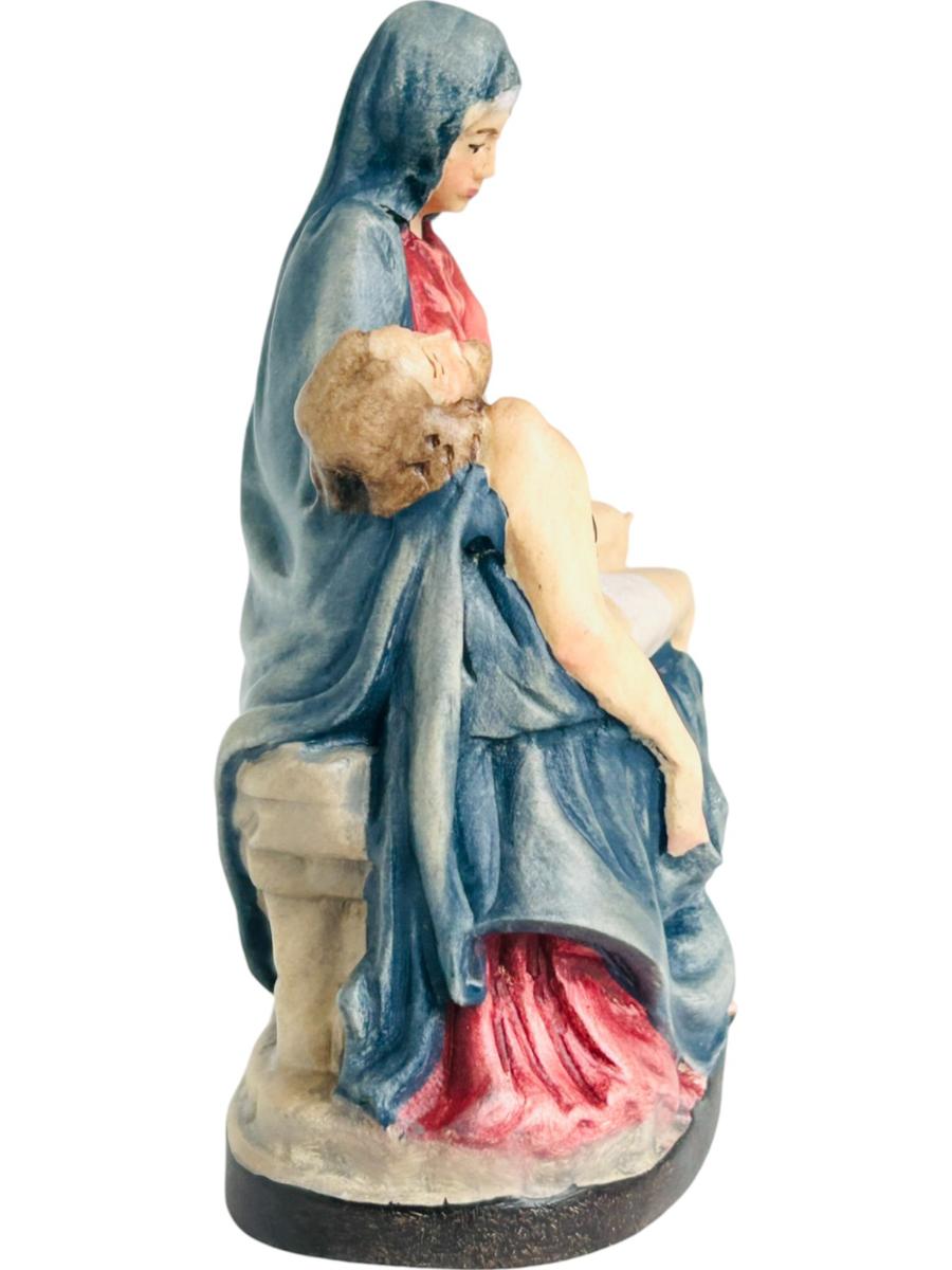 Holznachbildung der Pietà von Michelangelo - mit Ölfarben lasiert