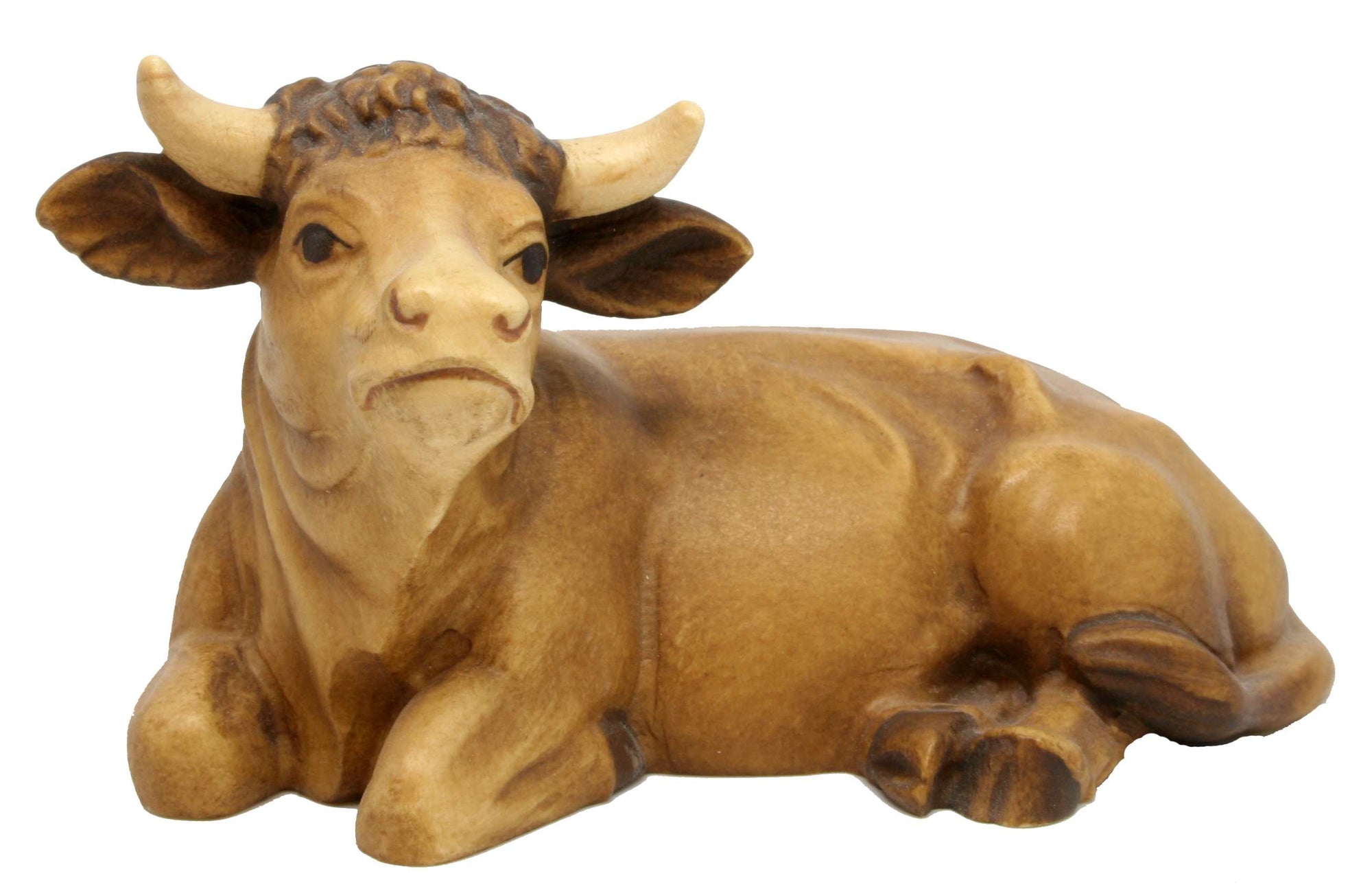 Sculpture en bois d'un bœuf couché
