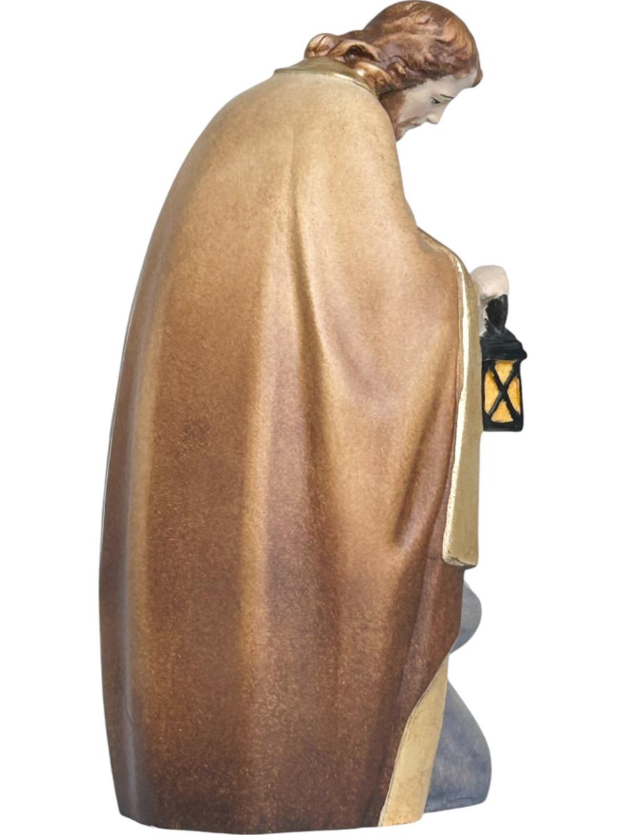 Blockkrippe aus Holz - mit Ölfarben lasiert