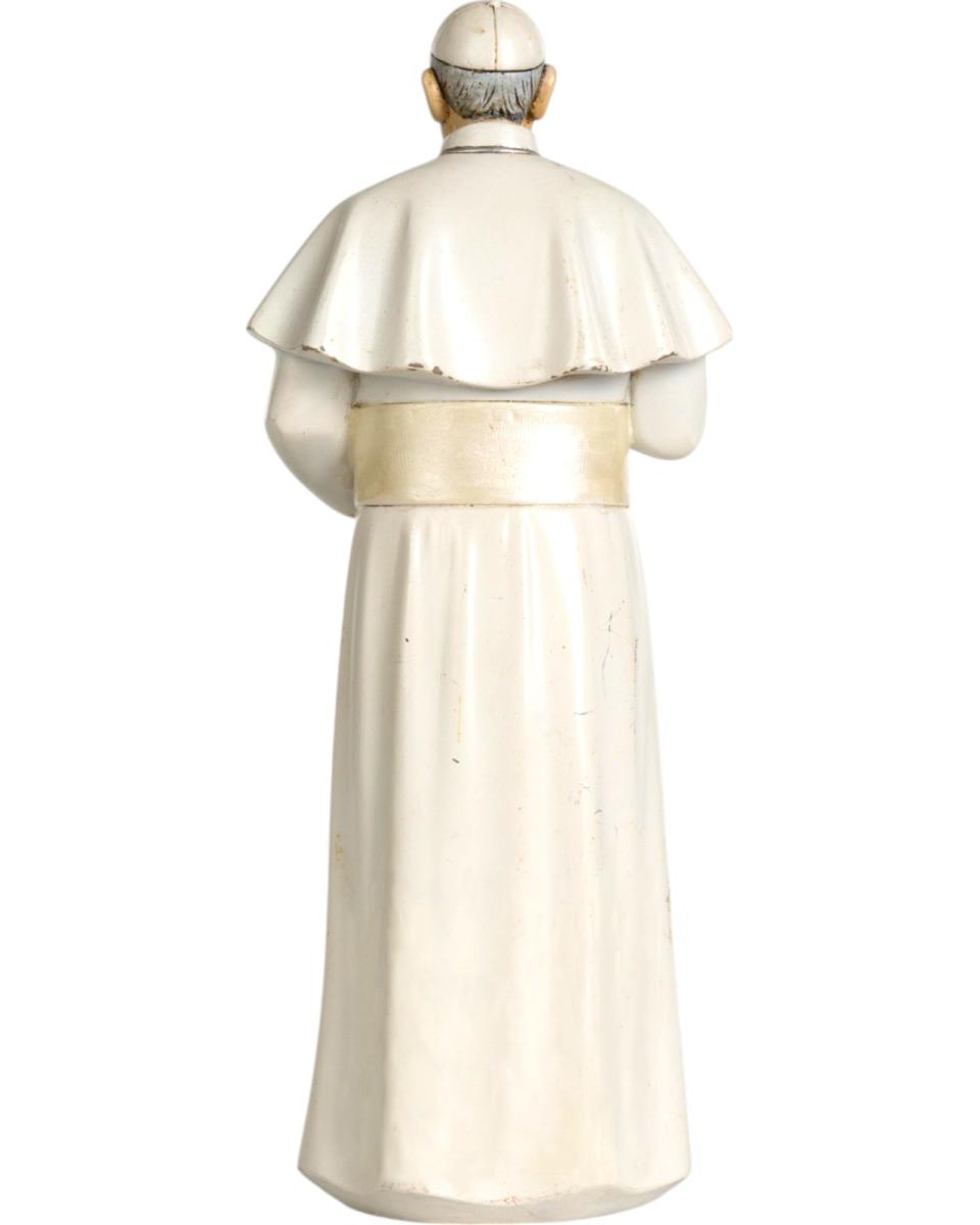 Statue en bois du Pape François