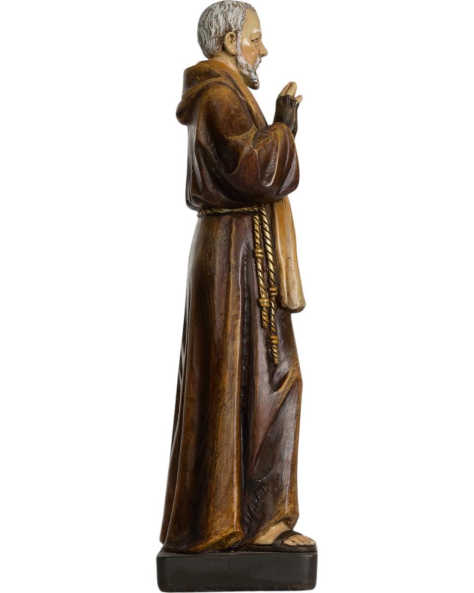 Padre Pio de Pietrelcina en pulpe de bois