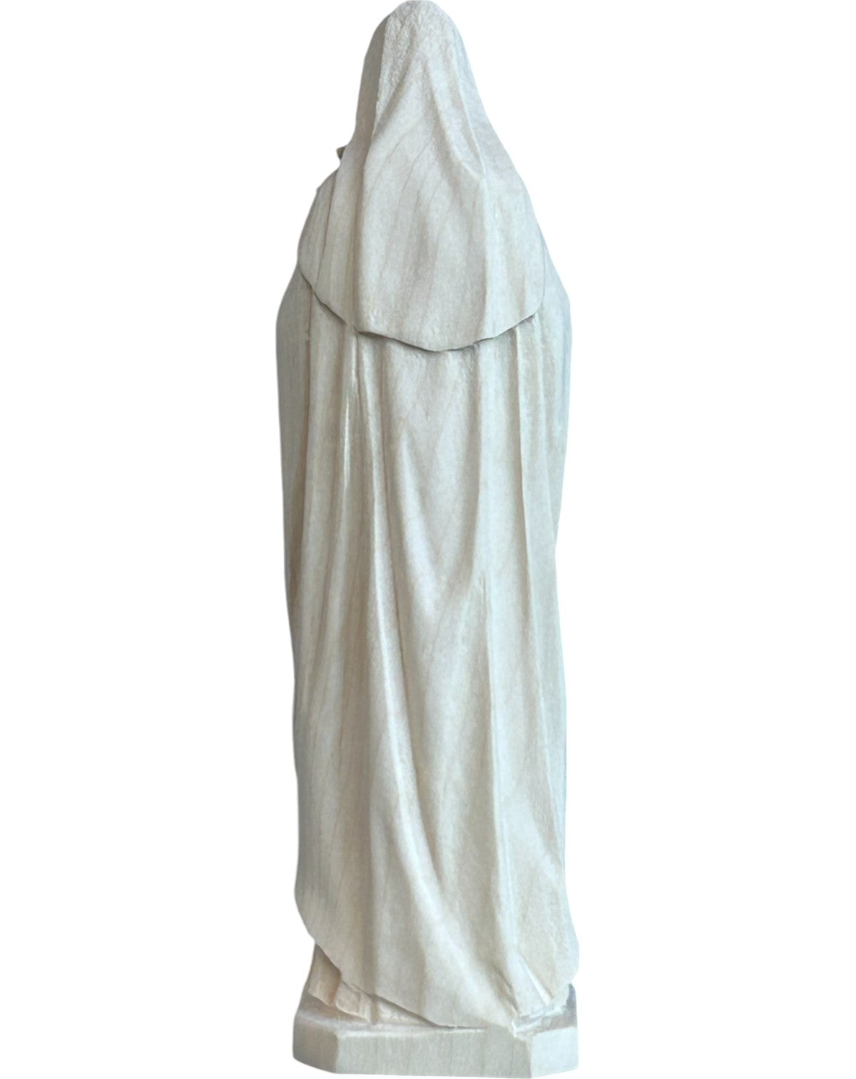 Hl. Theresia von Lisieux mit Rosen - Natur