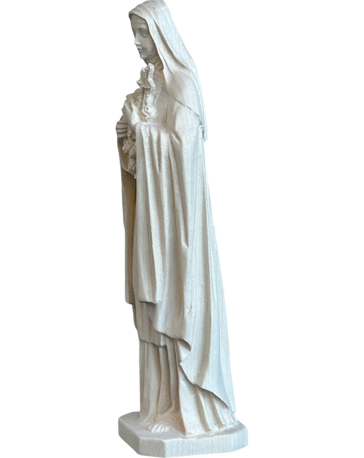 Hl. Theresia von Lisieux mit Rosen - Natur