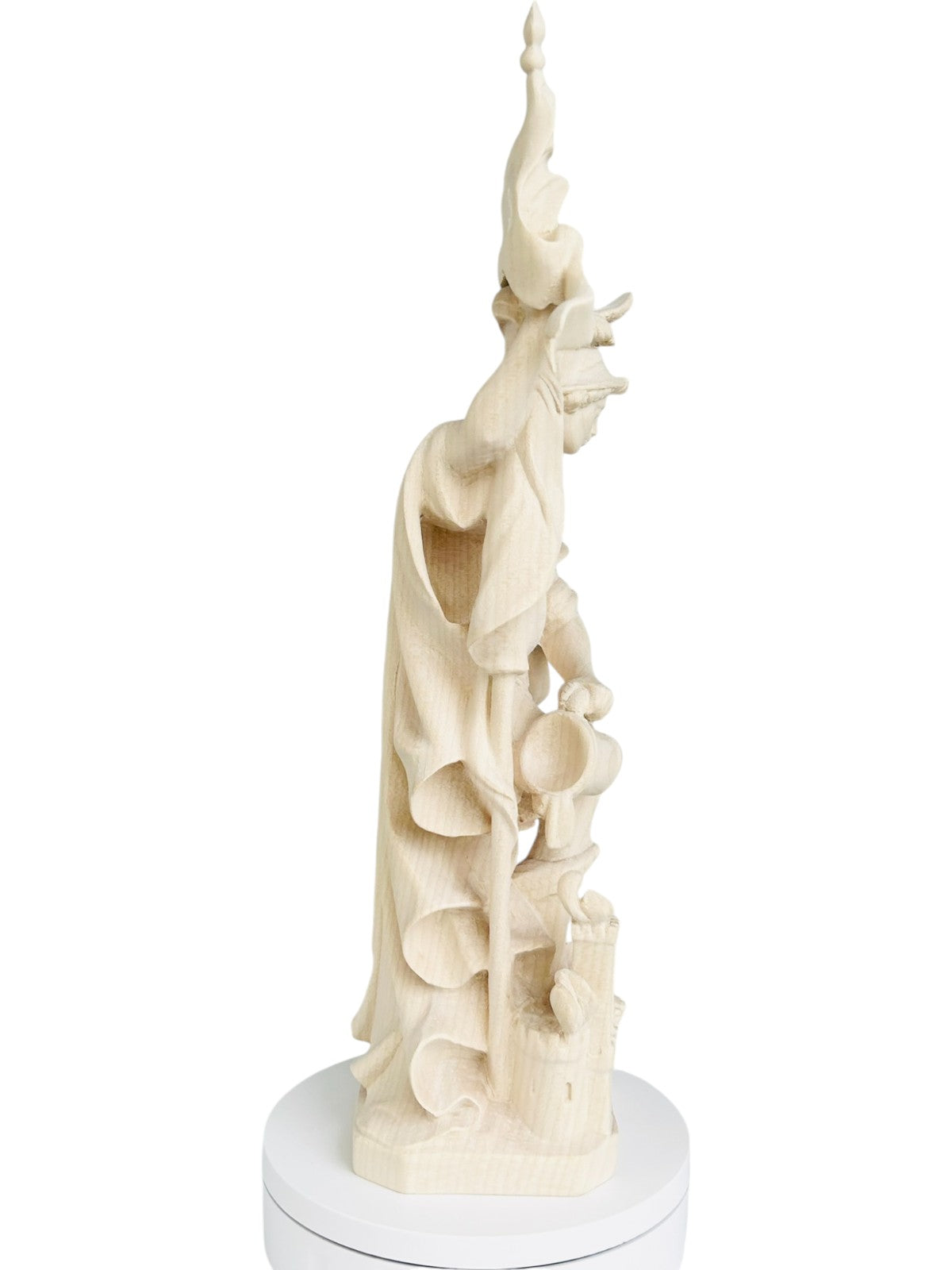 Saint Florian avec drapeau en bois