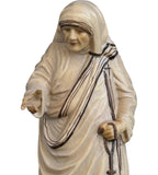Statue en bois de Mère Teresa de Calcutta