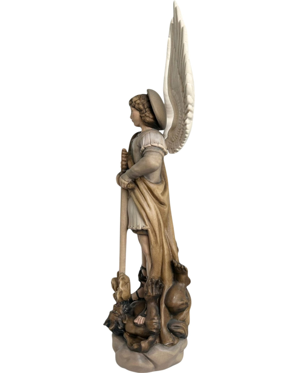 San Michele Arcangelo con spada e diavolo in legno