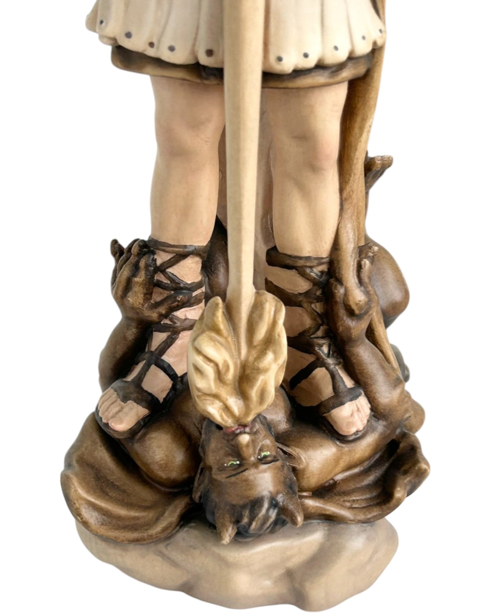 Saint Michel Archange avec épée et diable en bois