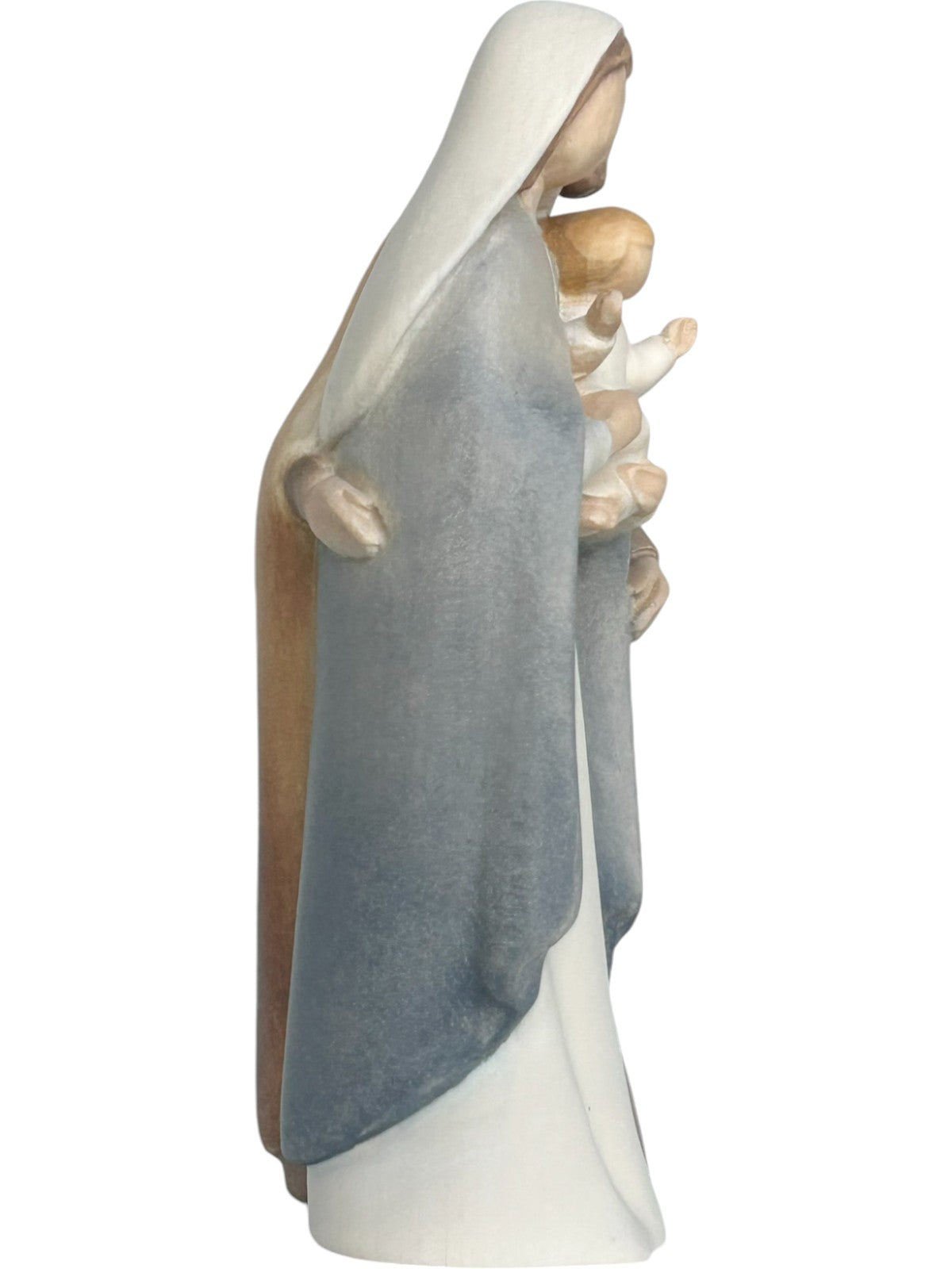 Crèche moderne en bois