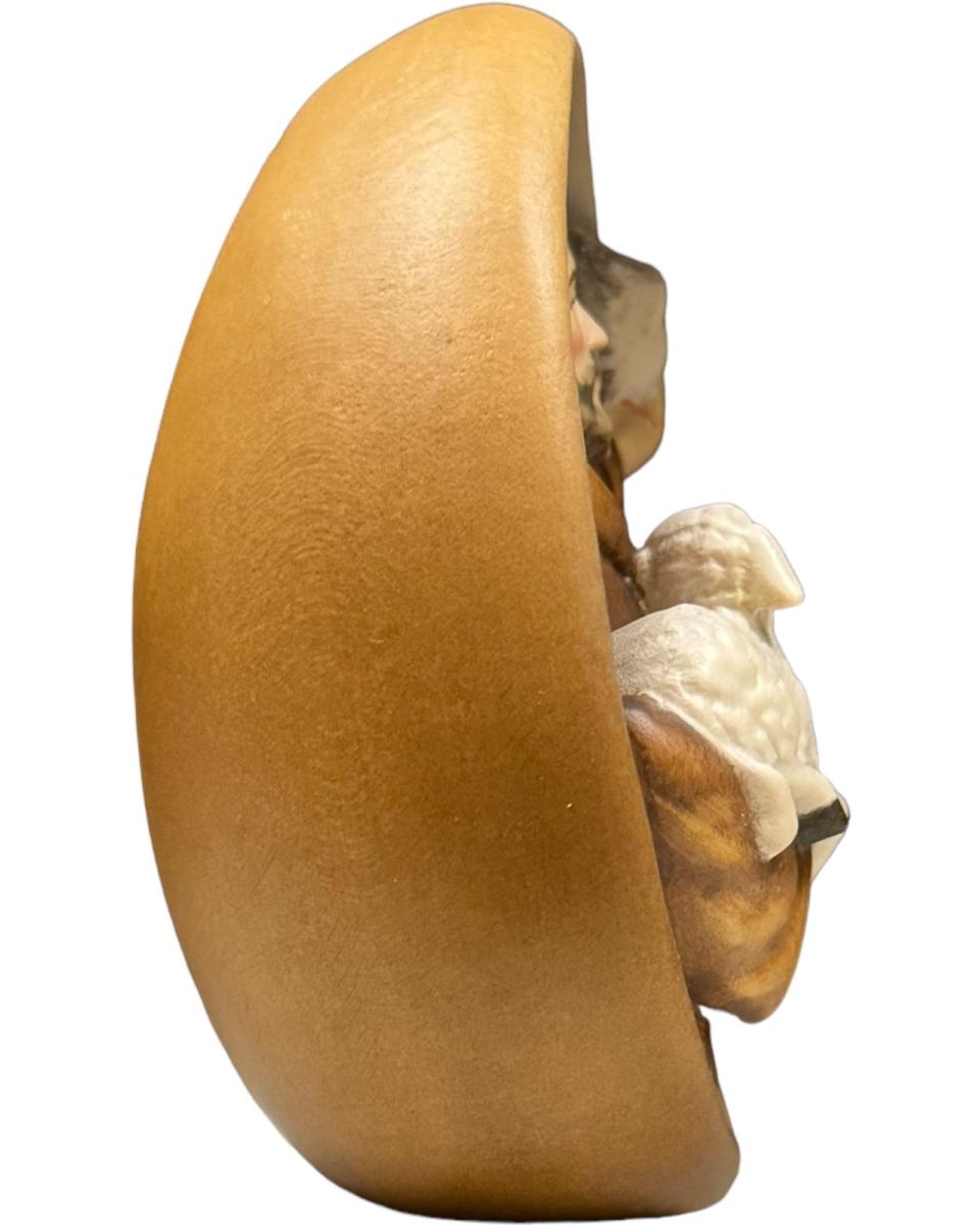 Saint François en relief en bois