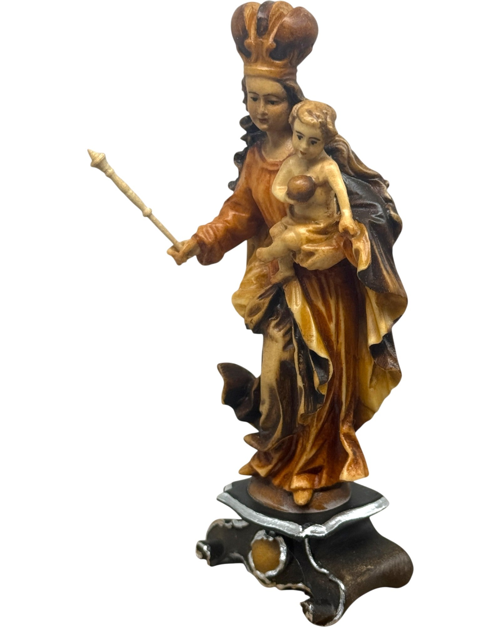 Our Lady of Bavaria in wood - color
