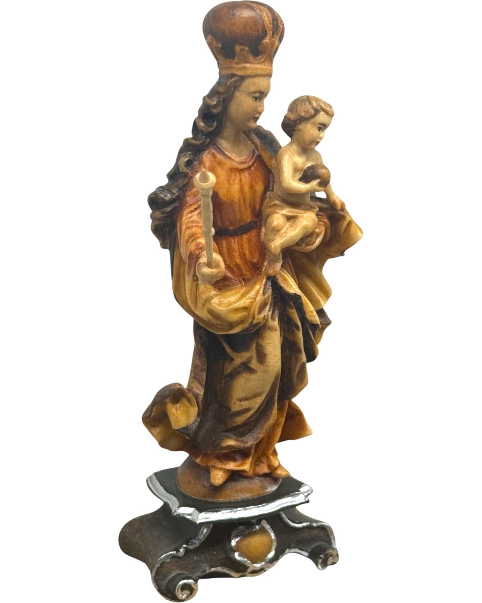 Our Lady of Bavaria in wood - color