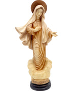 Madonna von Medjugorje Holz Statue - mit Ölfarben lasiert