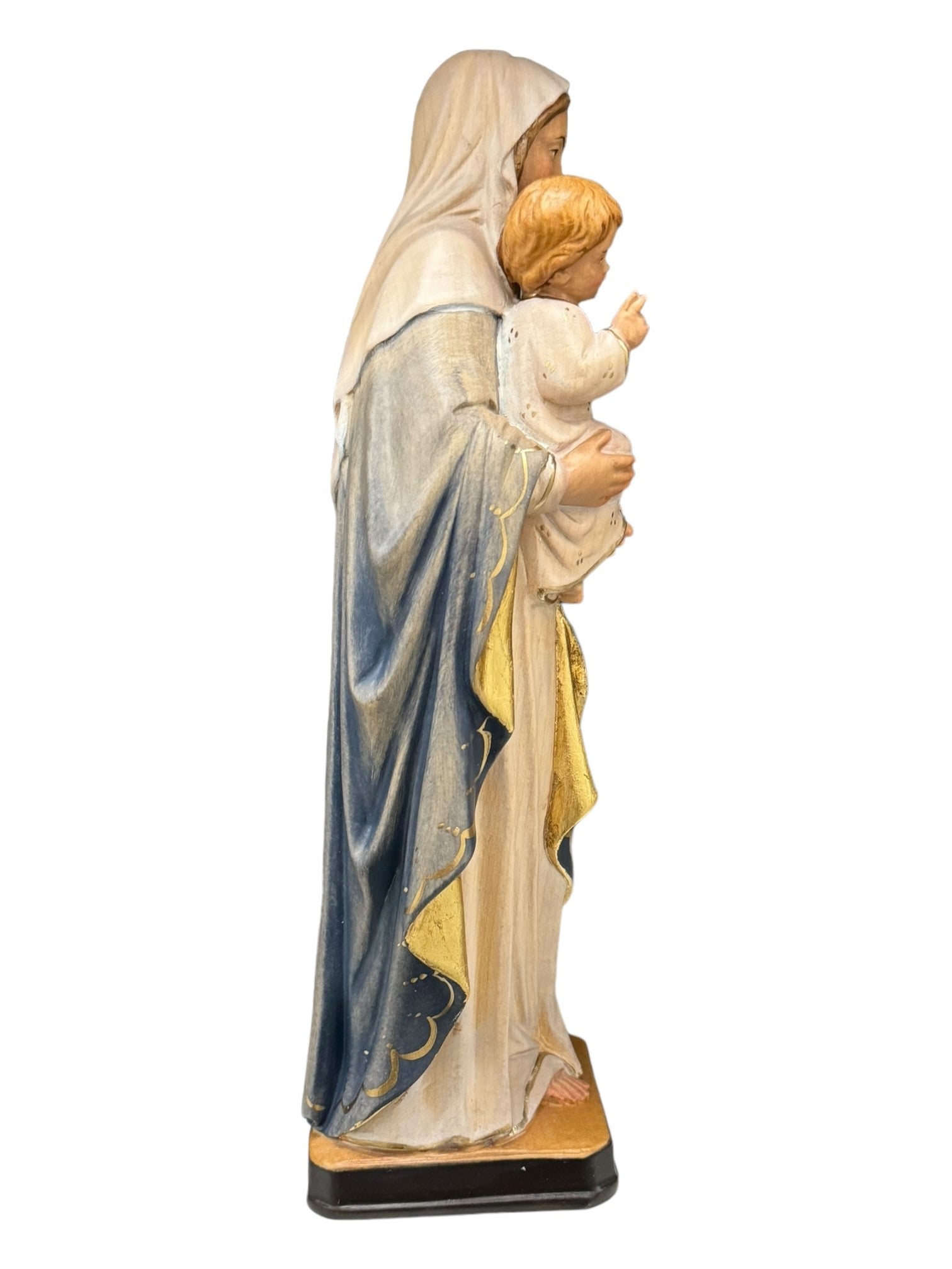 Notre-Dame de l'Espérance en bois