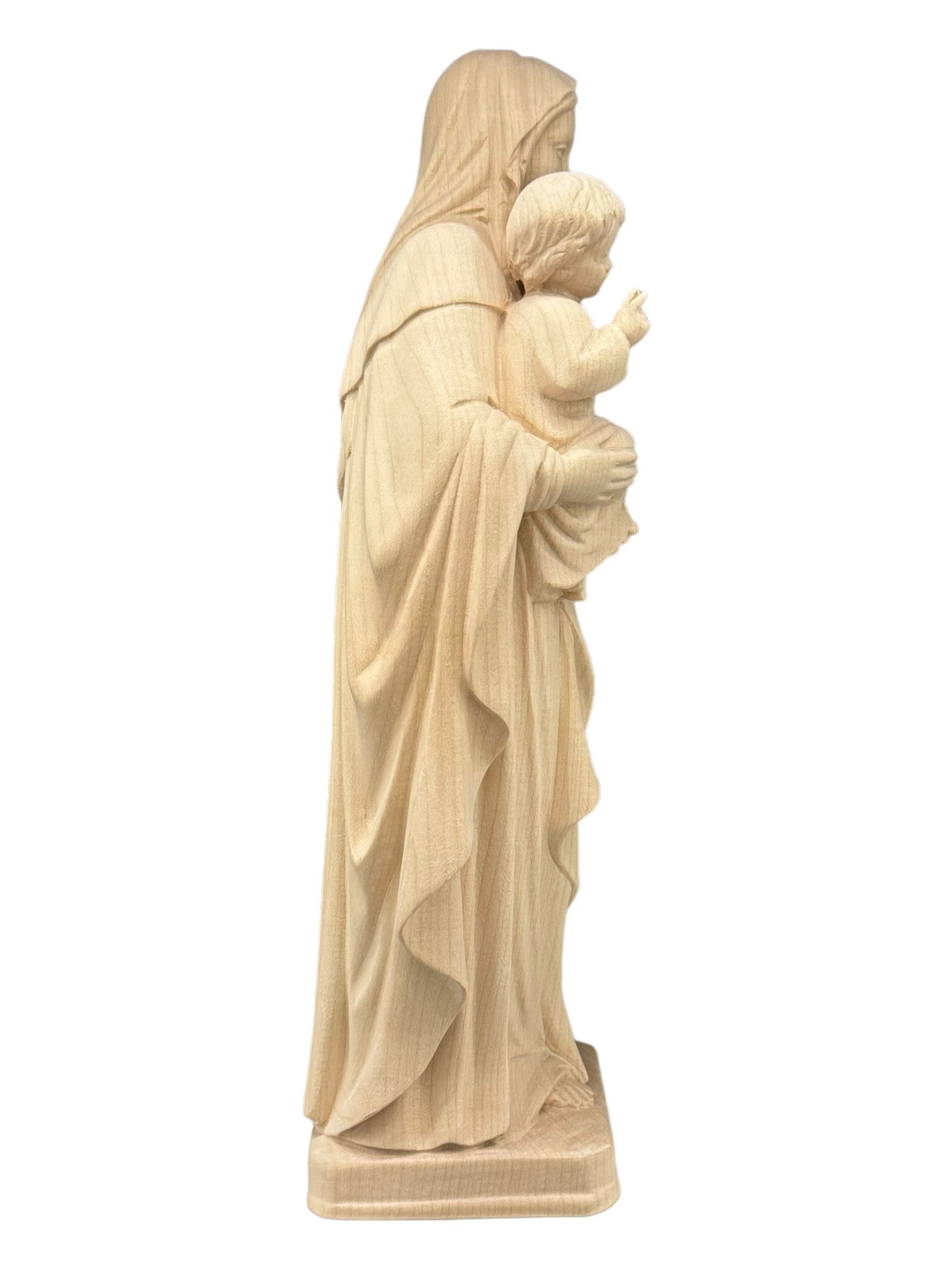 Notre-Dame de l'Espérance en bois
