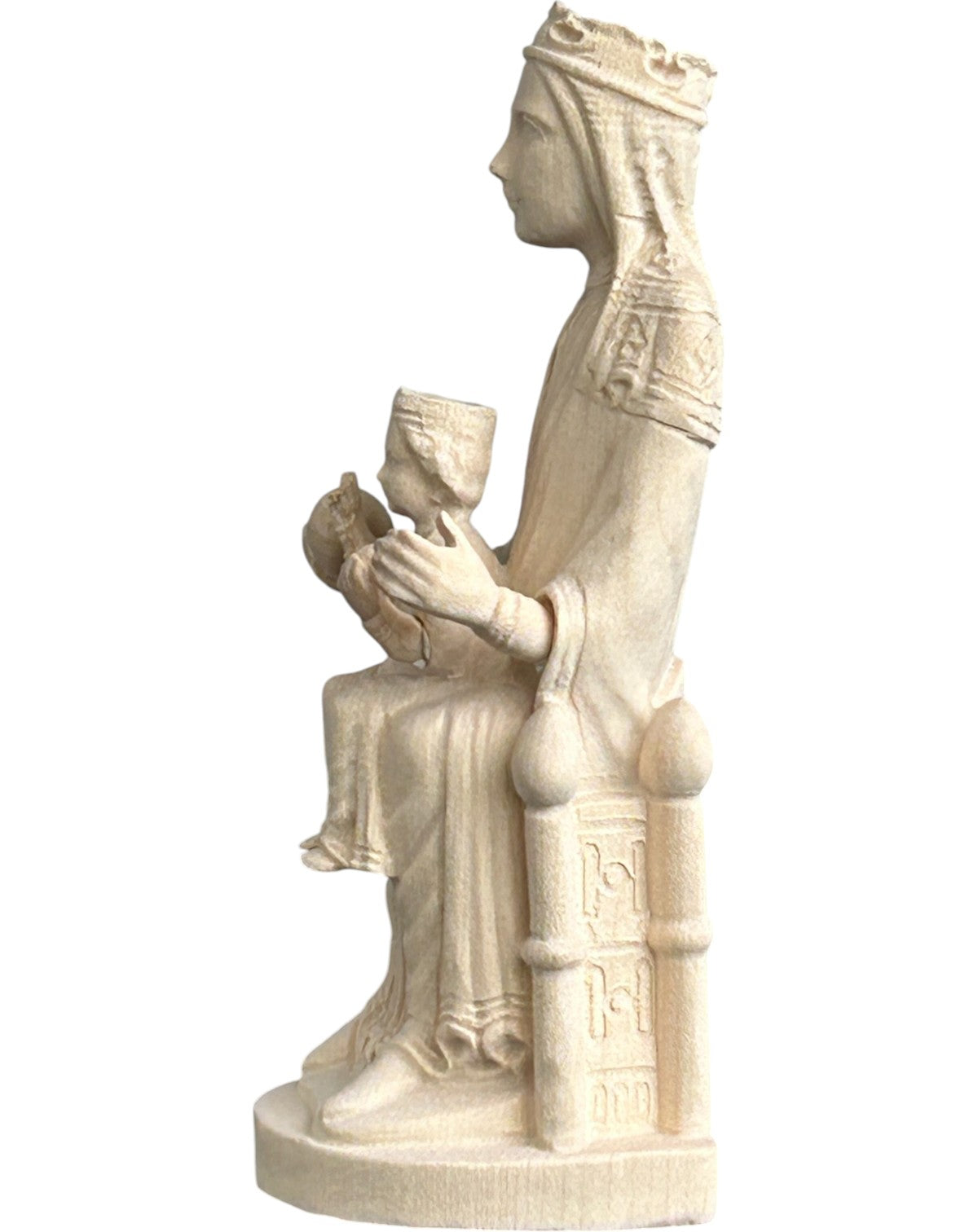 La Vierge Noire de Monserrat en bois