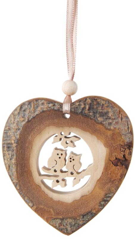 Coeur en écorce avec hibou
