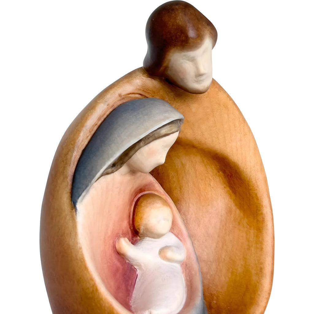 La Famiglia: Scultura in Legno della Val Gardena Simbolo di Amore e Unità