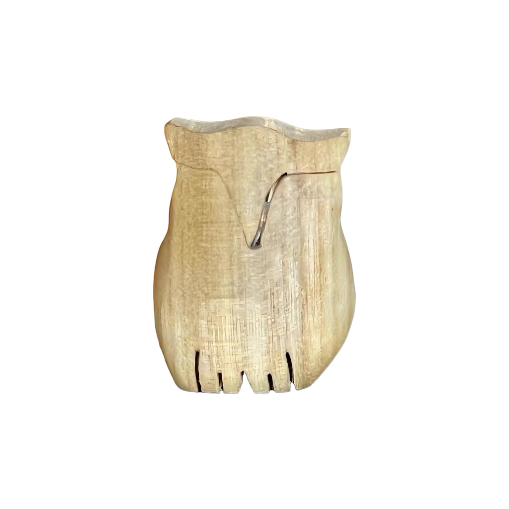 Petit hibou stylisé, sculpture en bois d'érable du Val Gardena
