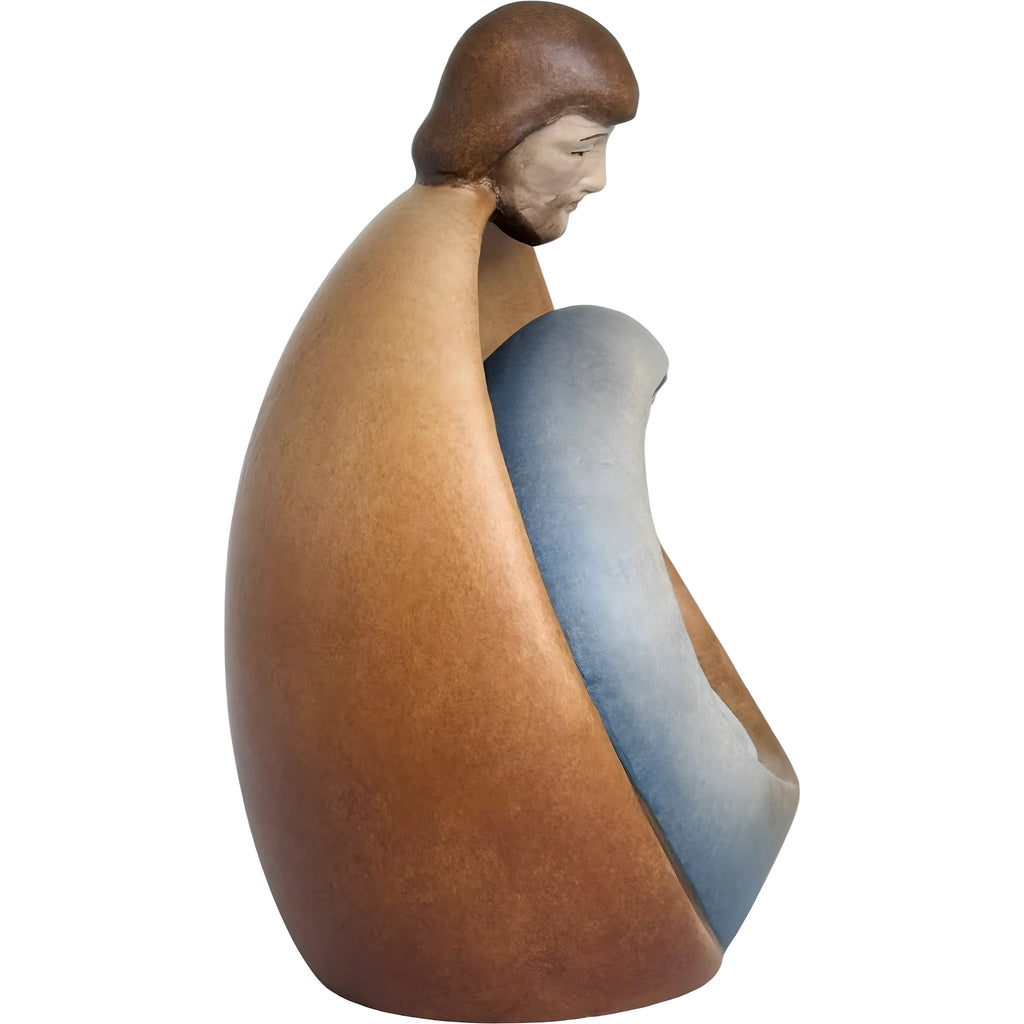 Stilisierte Heilige Familie aus Ahornholz – Moderne Krippenskulptur