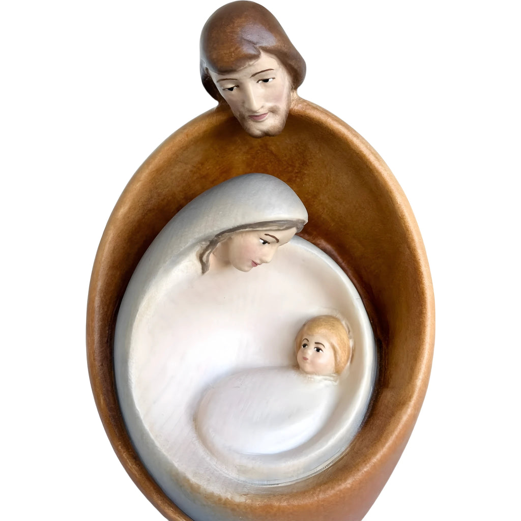Stilisierte Heilige Familie aus Ahornholz – Moderne Krippenskulptur