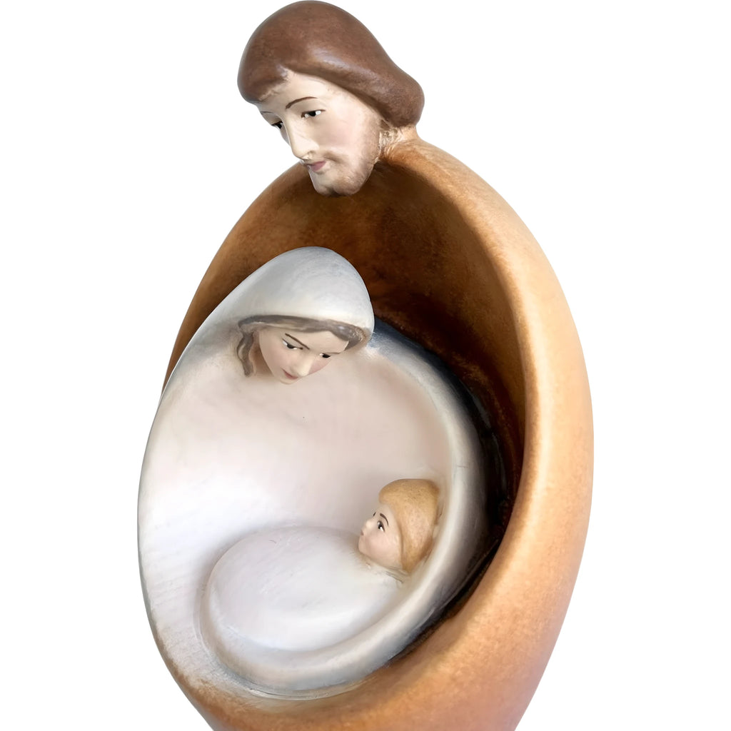 Stilisierte Heilige Familie aus Ahornholz – Moderne Krippenskulptur